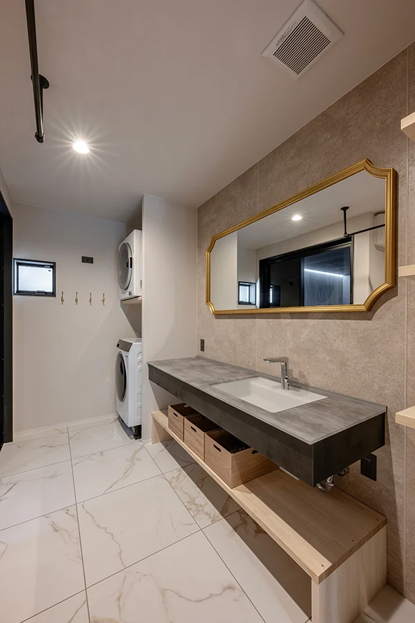 7ARC（セブンアーク）の施工実績｜大阪市大正区に建てた注文住宅の洗面室