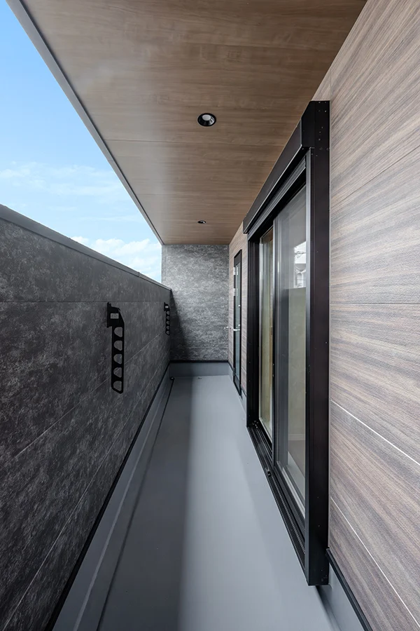 7ARC（セブンアーク）の施工実績｜大阪府堺市北区に建てた注文住宅のバルコニー