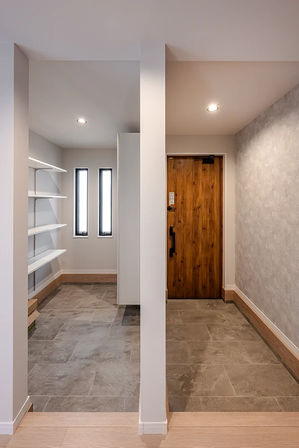 7ARC（セブンアーク）の施工実績｜大阪府堺市北区に建てた注文住宅の玄関