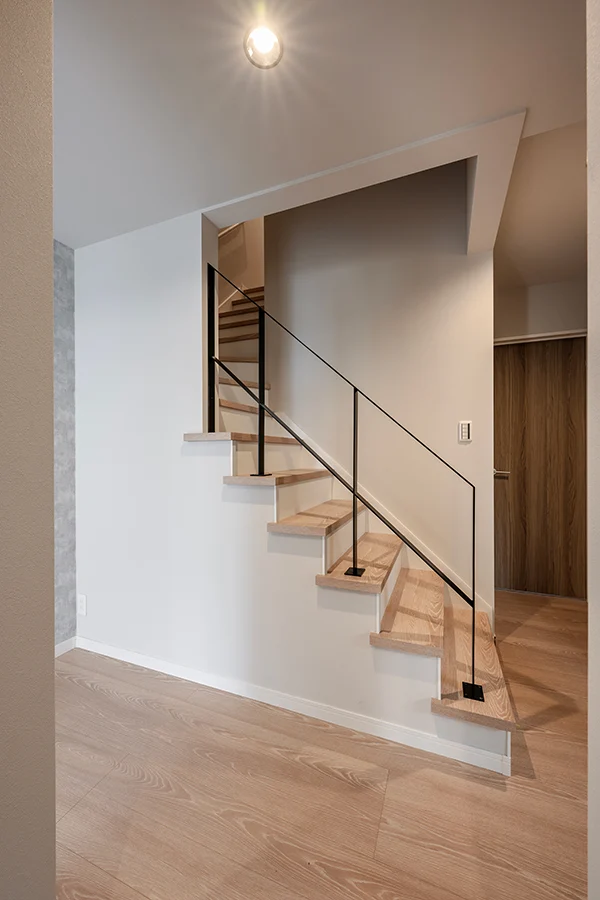 7ARC（セブンアーク）の施工実績｜大阪府堺市北区に建てた注文住宅の廊下