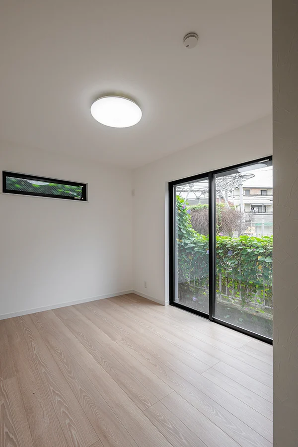 7ARC（セブンアーク）の施工実績｜大阪府堺市北区に建てた注文住宅の洋室