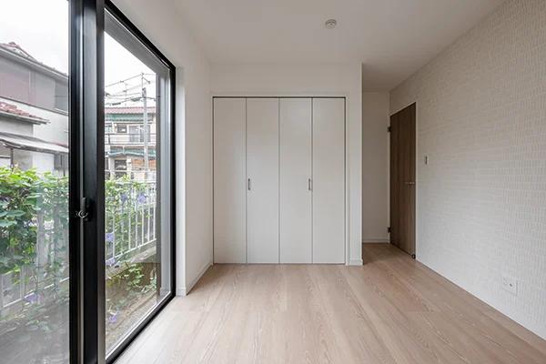 7ARC（セブンアーク）の施工実績｜大阪府堺市北区に建てた注文住宅の洋室