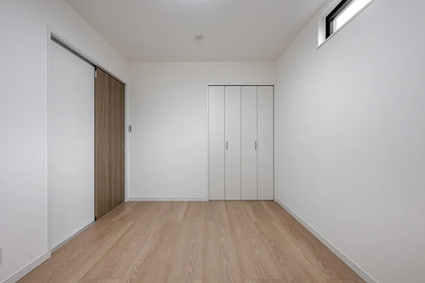 7ARC（セブンアーク）の施工実績｜大阪府堺市北区に建てた注文住宅の洋室