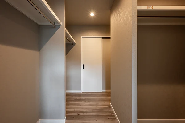 7ARC（セブンアーク）の施工実績｜大阪府寝屋川市に建てた注文住宅のクローゼット