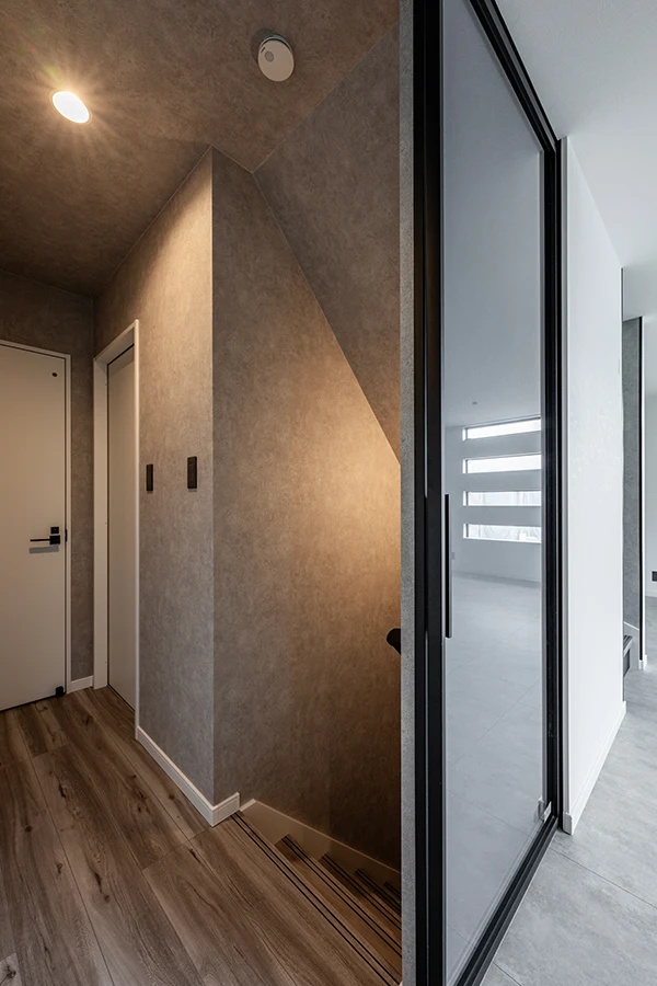 7ARC（セブンアーク）の施工実績｜大阪府寝屋川市に建てた注文住宅の廊下