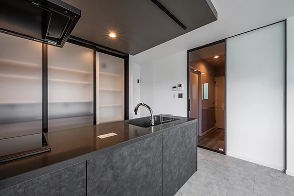 7ARC（セブンアーク）の施工実績｜大阪府寝屋川市に建てた注文住宅のキッチン