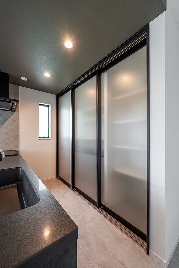 7ARC（セブンアーク）の施工実績｜大阪府寝屋川市に建てた注文住宅のキッチン