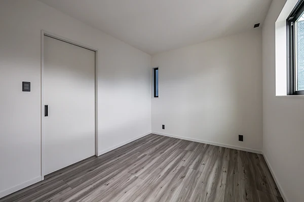 7ARC（セブンアーク）の施工実績｜大阪府寝屋川市に建てた注文住宅の洋室