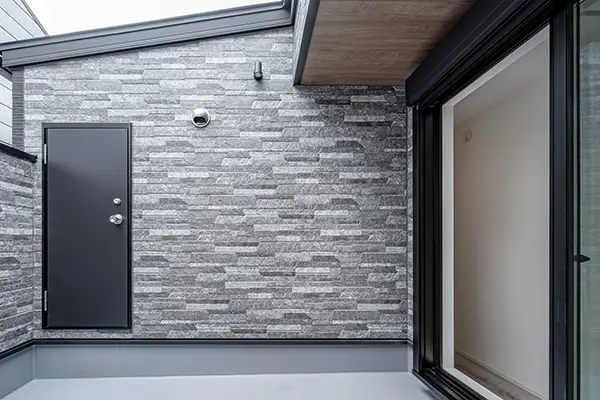 大阪市平野区の新築注文住宅　バルコニー｜7ARC施工事例