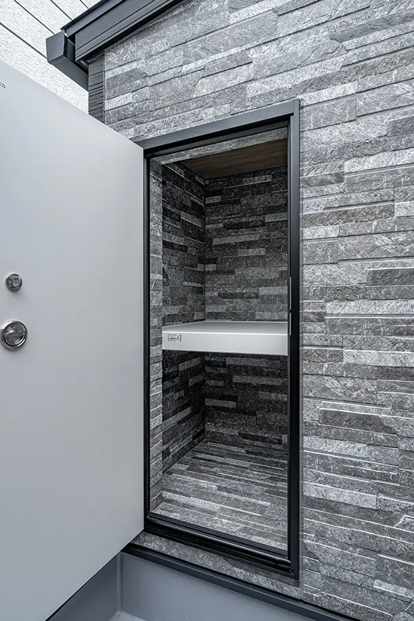 大阪市平野区の新築注文住宅　バルコニー｜7ARC施工事例