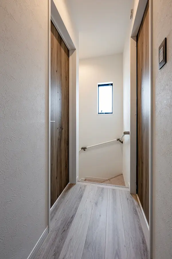 東大阪市の新築注文住宅　廊下｜7ARC施工事例