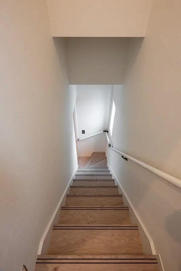 東大阪市の新築注文住宅　廊下｜7ARC施工事例