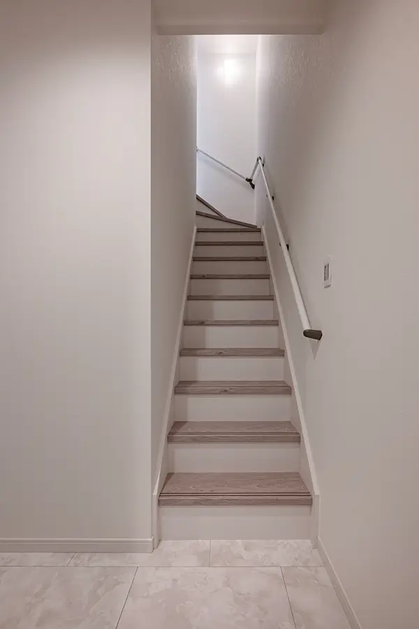 東大阪市の新築注文住宅　廊下｜7ARC施工事例