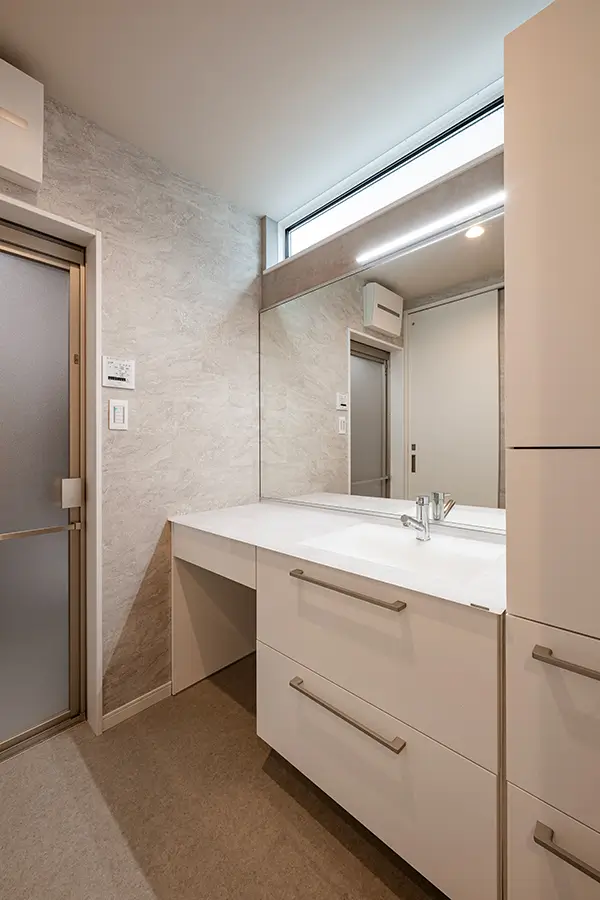 東大阪市の新築注文住宅　洗面室｜7ARC施工事例