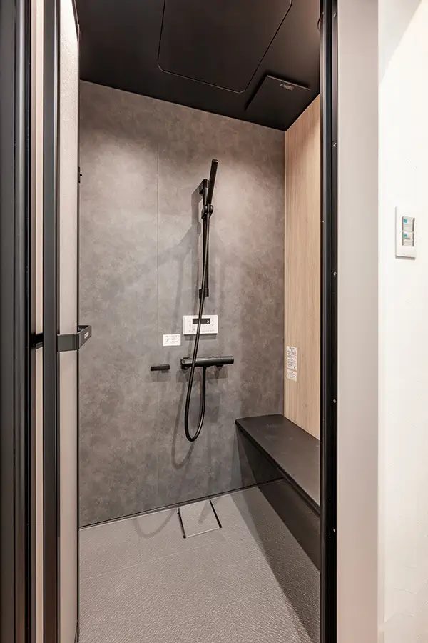 東大阪市の新築注文住宅　シャワールーム｜7ARC施工事例