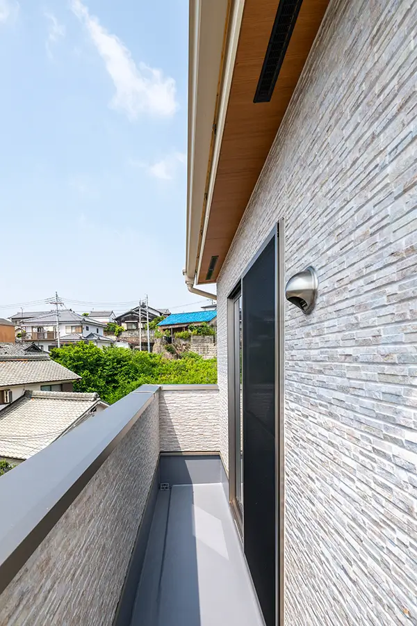 東大阪市の新築注文住宅　バルコニー｜7ARC施工事例