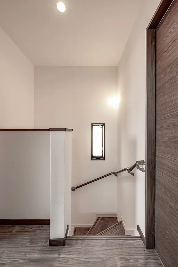 東大阪市の新築注文住宅　廊下｜7ARC施工事例