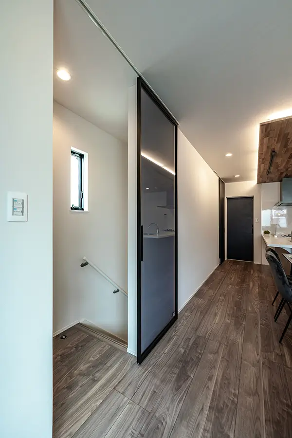 大阪市港区の新築注文住宅　LDK｜7ARC施工事例