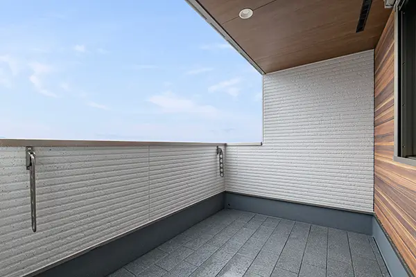 八尾市の新築注文住宅　バルコニー｜7ARC施工事例