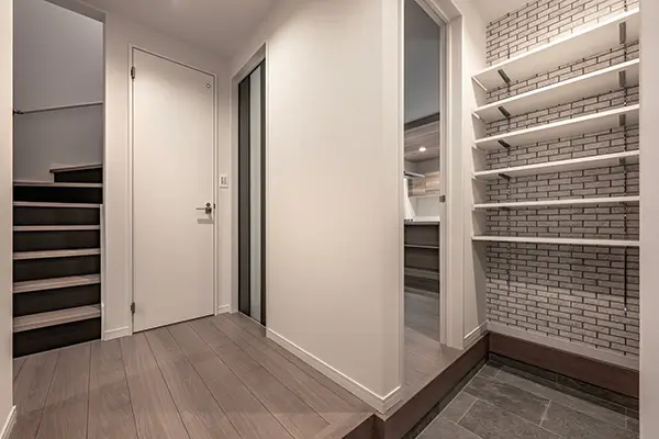 東大阪市の新築注文住宅　廊下｜7ARC施工事例