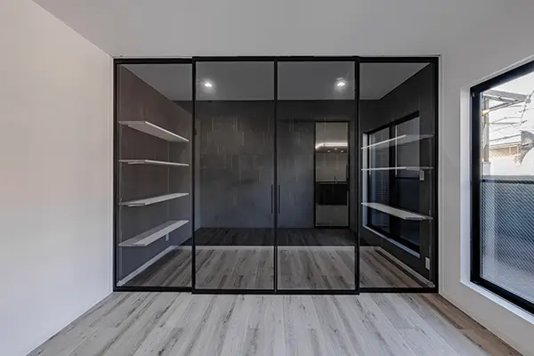 東大阪市の新築注文住宅　クローゼット｜7ARC施工事例