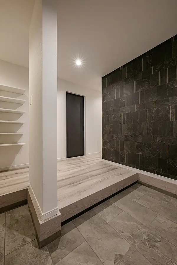 東大阪市の新築注文住宅　玄関｜7ARC施工事例