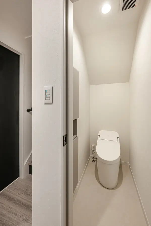 東大阪市の新築注文住宅　トイレ｜7ARC施工事例