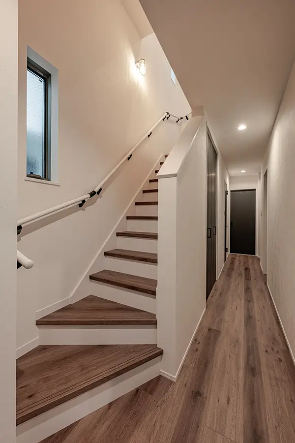 東大阪市の新築注文住宅　廊下｜7ARC（セブンアーク）施工事例